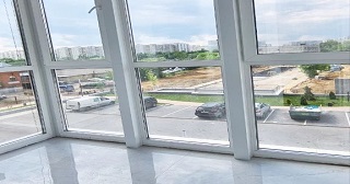 Панорамное остекление балкона Евпатория цена от 11 тыс. руб. м/п.